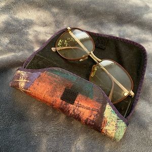Glasses case with vintage glasses